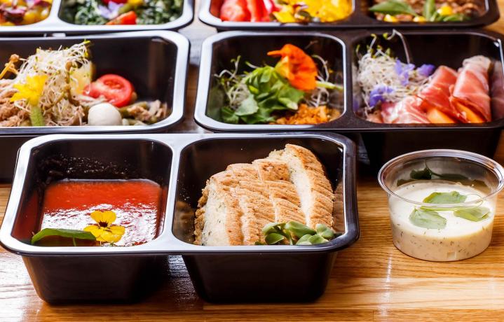 Livraison plateaux-repas en entreprise Bagnols-sur-Cèze