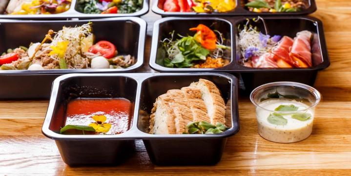 Livraison plateaux-repas en entreprise Bagnols-sur-Cèze